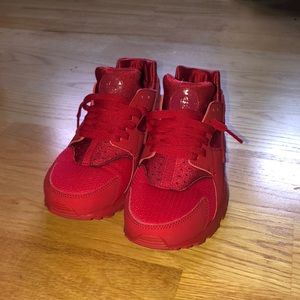 BIG KIDS' NIKE HUARACHE RUN CASUAL SHOES